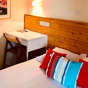 ** Hotel Résidence Thibaud Francia